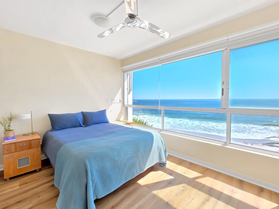 To Let 1 Bedroom Property for Rent in Clifton Western Cape